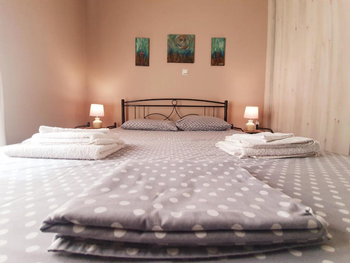 Ilias' Cosy And Relaxing Apartment Афины Экстерьер фото